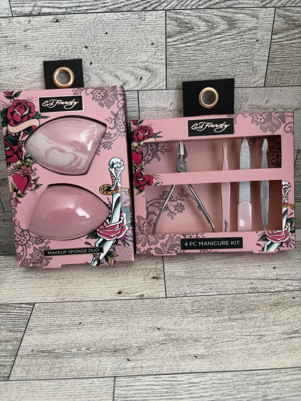 Ed Hardy Pink Makeup Sponge Duo & 4-Piece Manicure Set - Pink